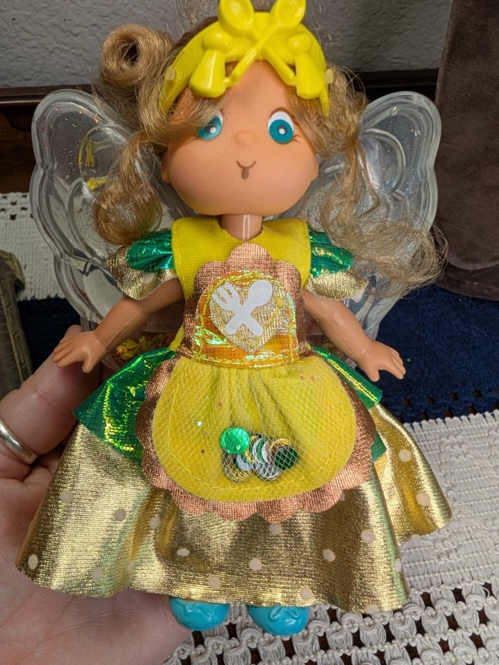 ERTL My Little Angel "Cookie" Doll with Detachable Glitter Wings - Picture 2 of 10